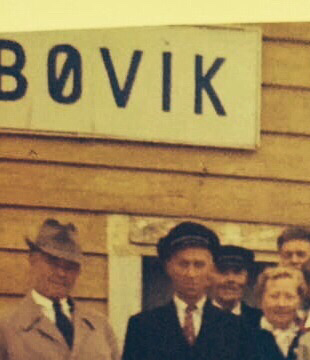 Foto: Gudveig Ringheim. Avskjed med Amerikabesøk på kaien i Sæbøvik